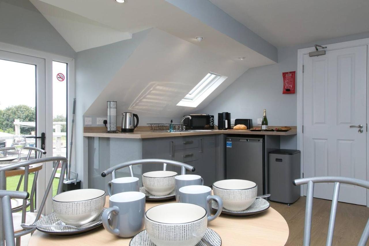 Pass The Keys Modern En-Suite Room In Country Pubrestaurant 2 Llanddona Экстерьер фото