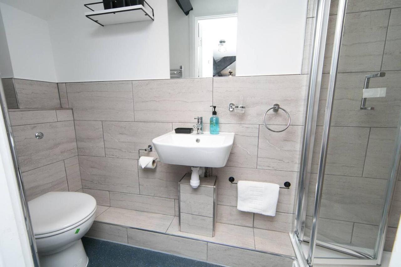 Pass The Keys Modern En-Suite Room In Country Pubrestaurant 2 Llanddona Экстерьер фото