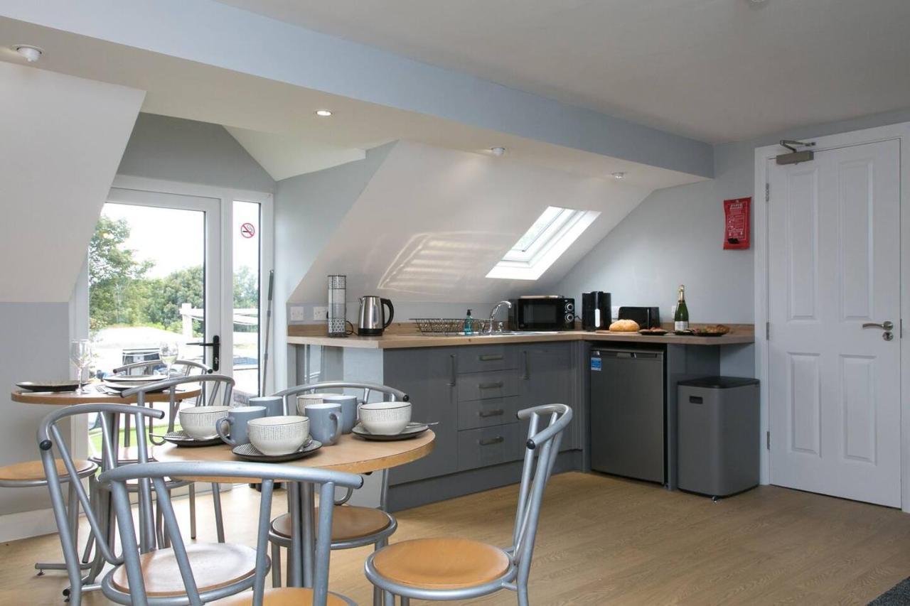 Pass The Keys Modern En-Suite Room In Country Pubrestaurant 2 Llanddona Экстерьер фото