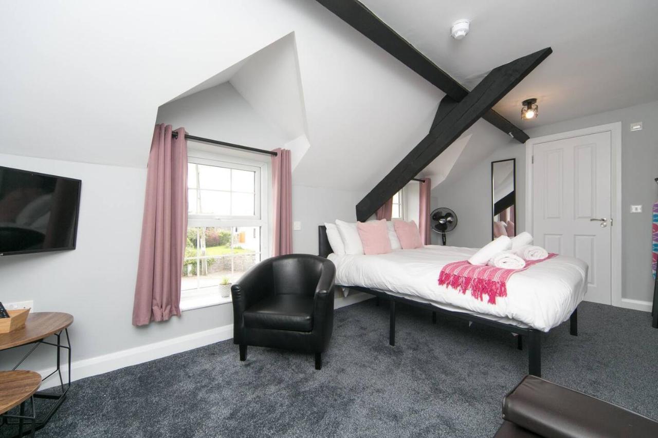 Pass The Keys Modern En-Suite Room In Country Pubrestaurant 2 Llanddona Экстерьер фото